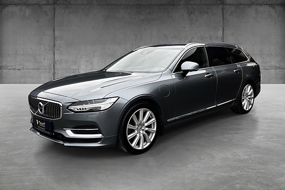 Volvo V90 2 of 30