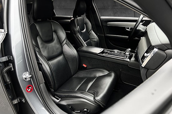 Volvo V90 23 of 30