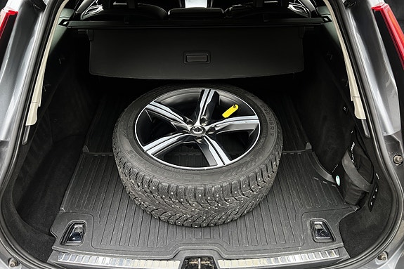 Volvo V90 30 of 30