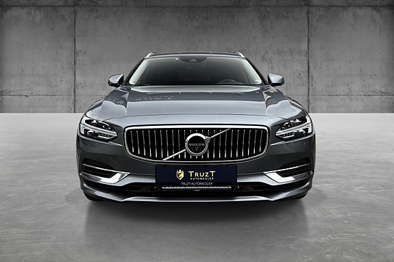 Volvo V90 4 of 30
