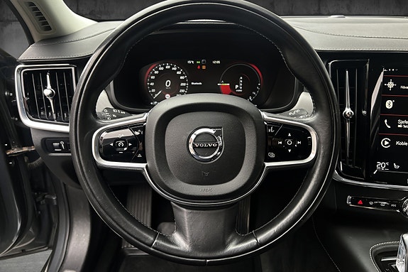 Volvo V90 16 of 30