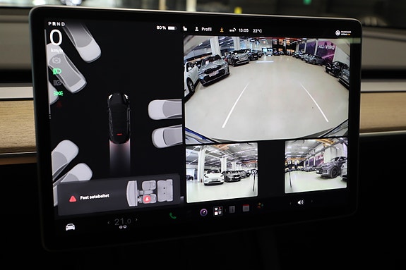 Tesla Model Y 29 of 30