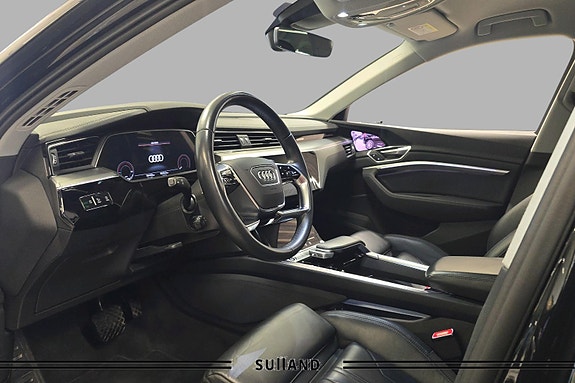 Audi e-tron Sportback 12 of 30