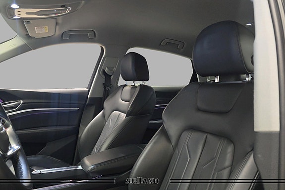 Audi e-tron Sportback 14 of 30