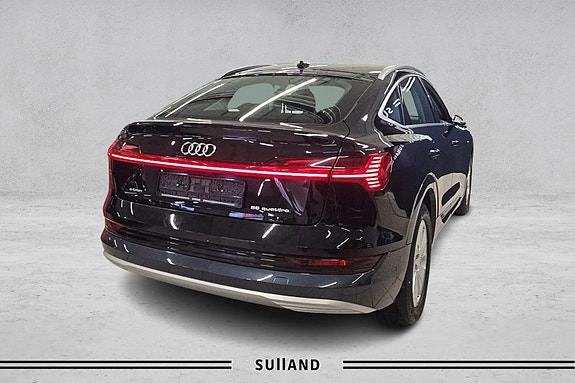 Audi e-tron Sportback 5 of 30