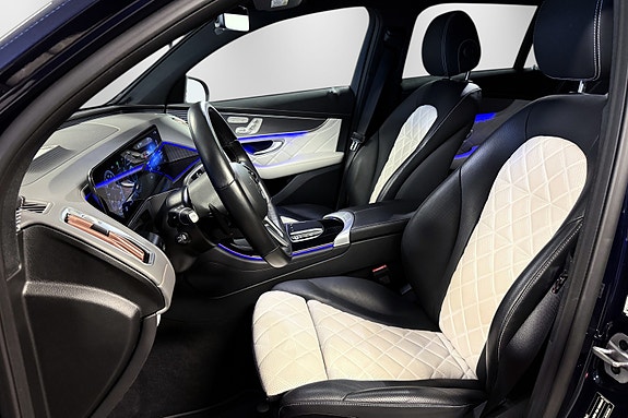 Mercedes-Benz EQC400 16 of 30