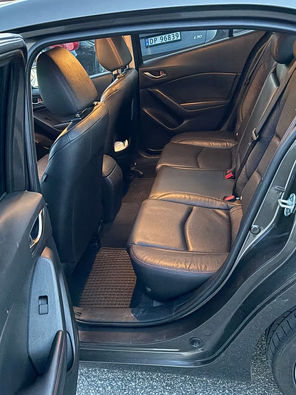 Mazda 3 12 of 25