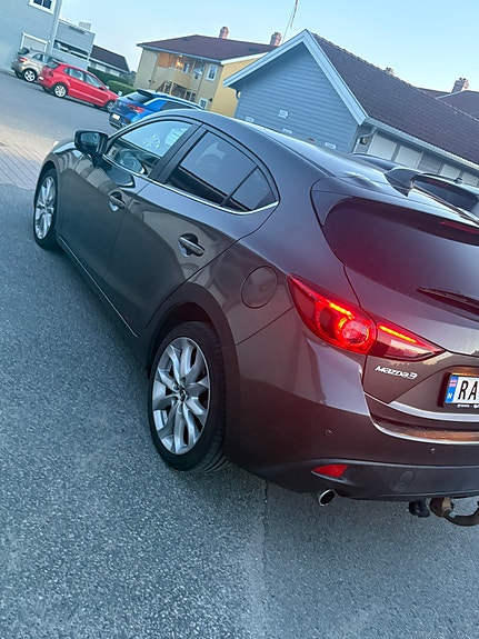 Mazda 3 6 of 25