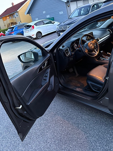 Mazda 3 13 of 25