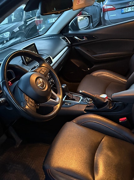 Mazda 3 19 of 25