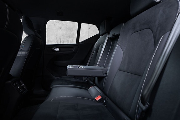 Volvo XC40 29 of 30