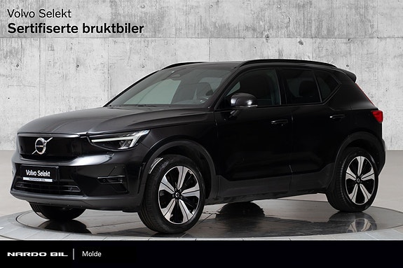 Volvo XC40 3 of 30