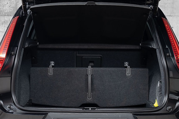 Volvo XC40 12 of 30