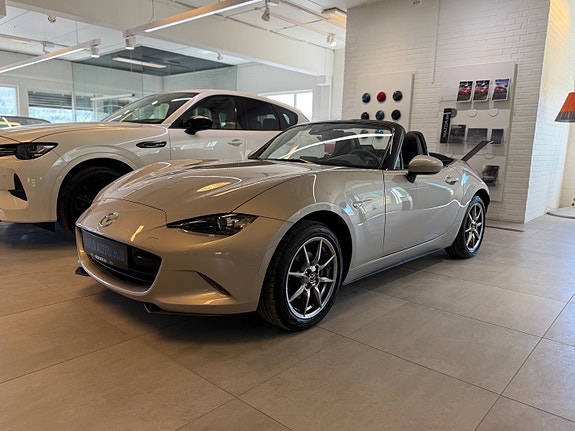 Mazda MX-5 17 of 29