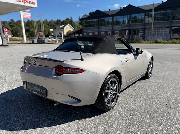 Mazda MX-5 5 of 29
