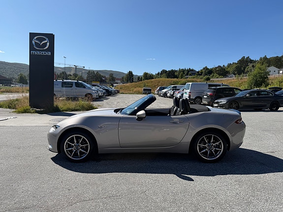 Mazda MX-5 16 of 29