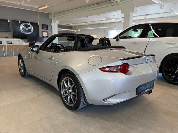 Mazda MX-5 21 of 29