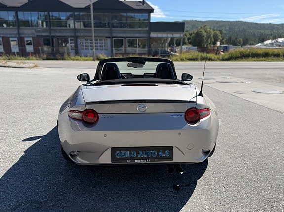 Mazda MX-5 14 of 29