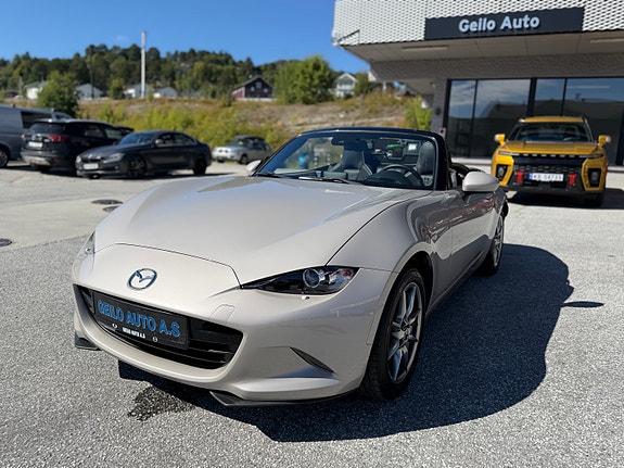Mazda MX-5 9 of 29