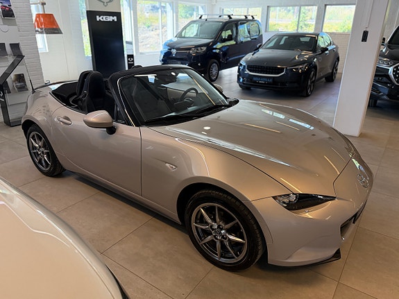 Mazda MX-5 24 of 29