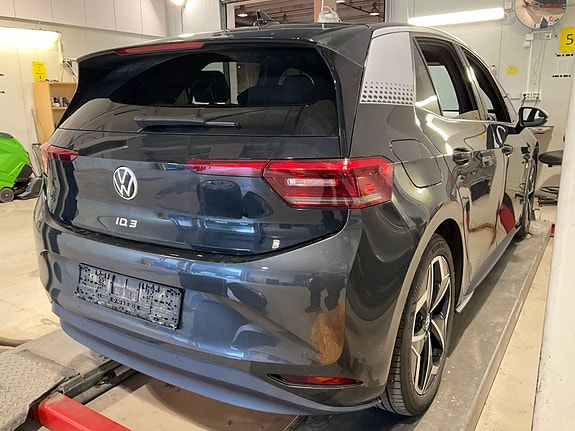 Volkswagen ID.3 4 of 15