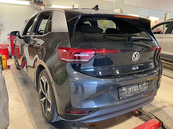 Volkswagen ID.3 3 of 15