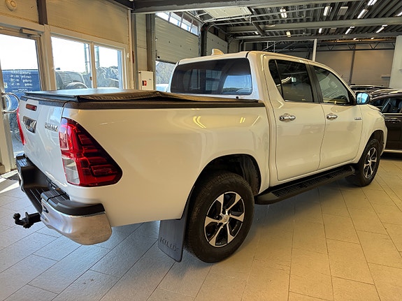 Toyota HiLux 7 of 25