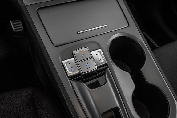 Hyundai Kona 21 of 27