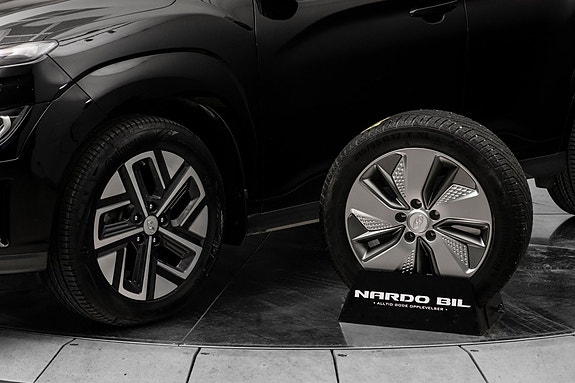 Hyundai Kona 12 of 27