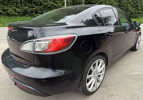 Mazda 3 9 of 19