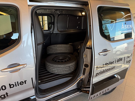 Opel Combo 8 of 29