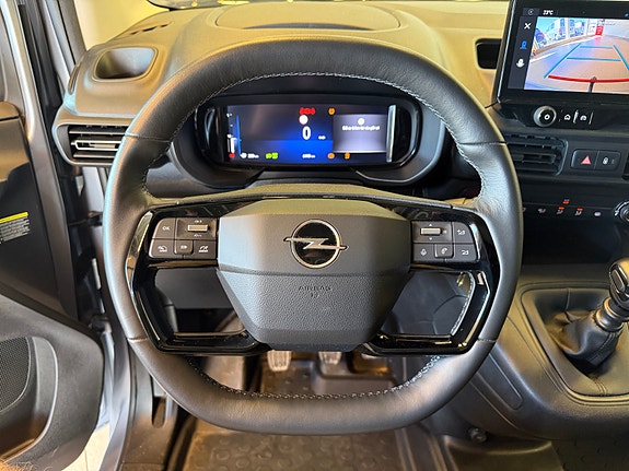 Opel Combo 18 of 29