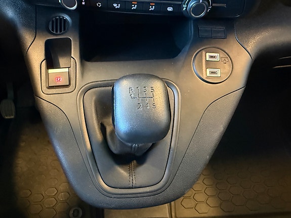Opel Combo 28 of 29
