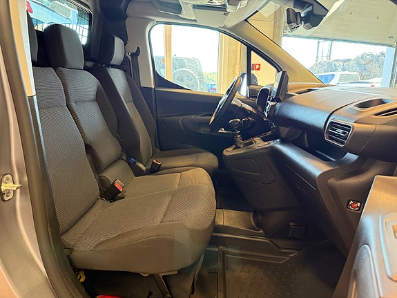 Opel Combo 14 of 29