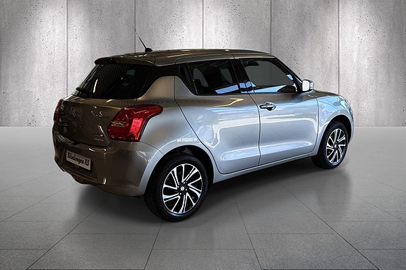 Suzuki Swift 3 of 18