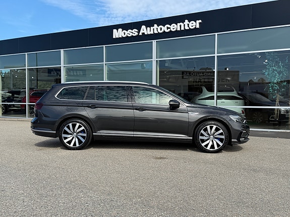Volkswagen Passat 6 of 24