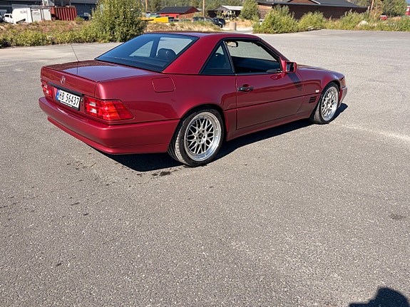 Mercedes-Benz SL300 3 of 25