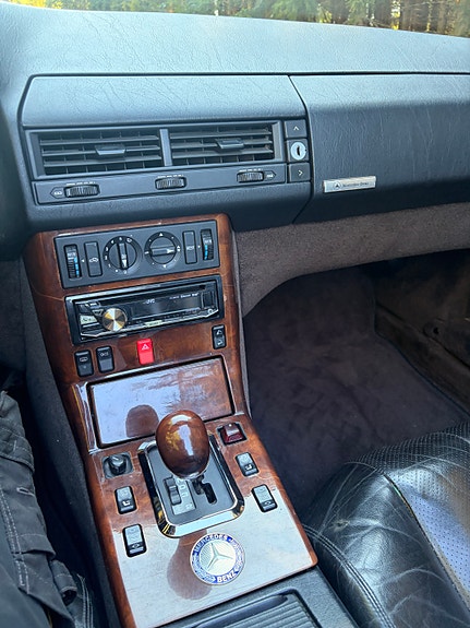 Mercedes-Benz SL300 15 of 25