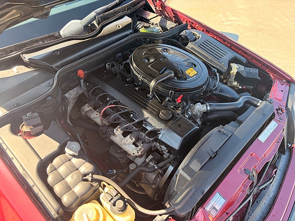 Mercedes-Benz SL300 13 of 25