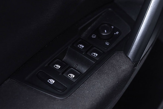 Volkswagen Tiguan 23 of 30