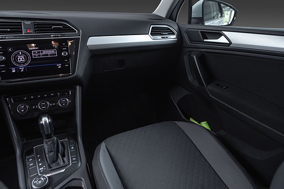 Volkswagen Tiguan 28 of 30