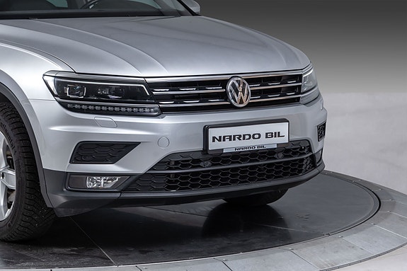 Volkswagen Tiguan 7 of 30