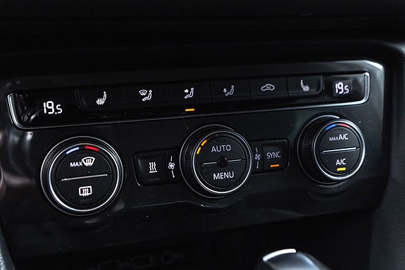 Volkswagen Tiguan 21 of 30