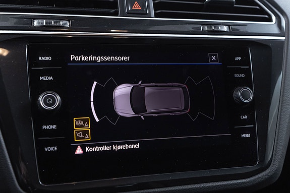 Volkswagen Tiguan 19 of 30