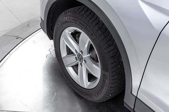 Volkswagen Tiguan 9 of 30