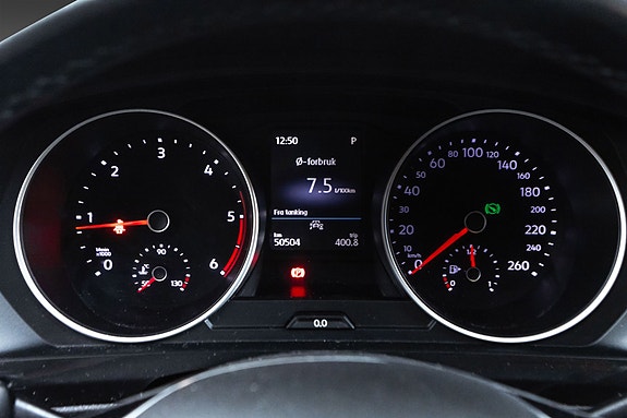 Volkswagen Tiguan 16 of 30