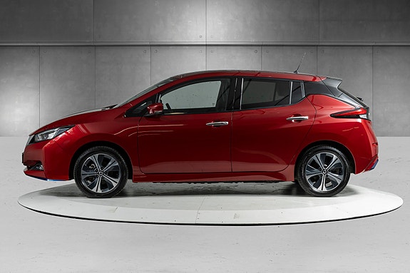 Nissan Leaf 9 of 30