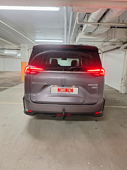 Maxus Euniq 5 6 of 18