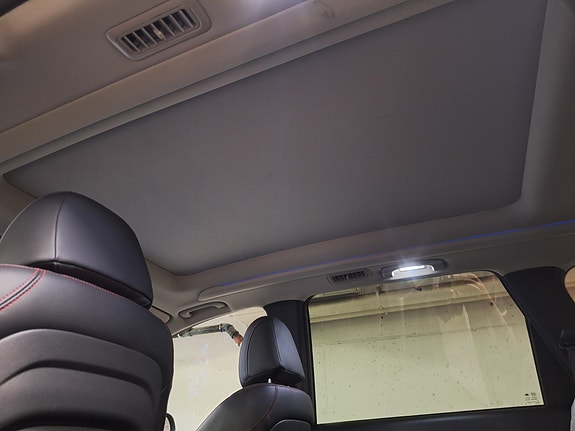Maxus Euniq 5 15 of 18