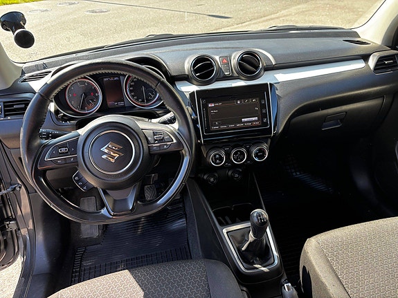 Suzuki Swift 13 of 17